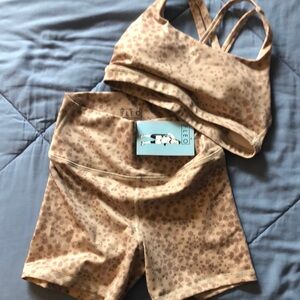 Fleo mini flower Activewear Set NWT